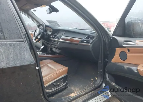 2009 BMW X5 xDrive30I z USA, uszkodzony, nr VIN 5UXFE43539L264026